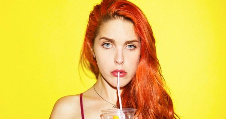 La actriz porno Amarna Miller carga contra la Guardia Civil por un tuit sobre prostitución y la monta gorda