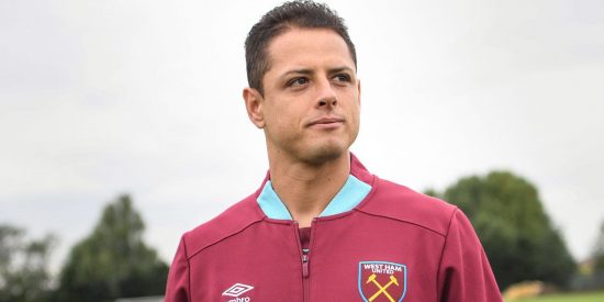 Chicharito ya no está soltero
