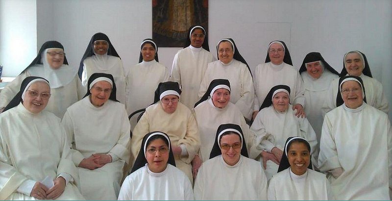 Dominicas de Viveiro: "Monse&ntilde;or de las Heras, graci&ntilde;as cheas de agarimo"