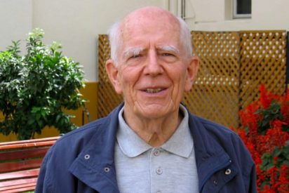 Muere el Padre Carlos Aldunate, a los 102 a&ntilde;os