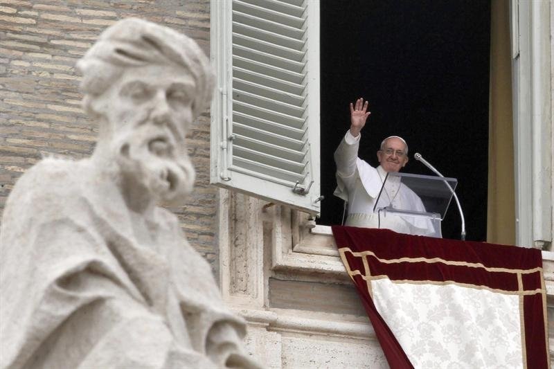 El Papa agradece a los patriarcas el encuentro en Bari, "signo elocuente de la unidad de los cristianos"