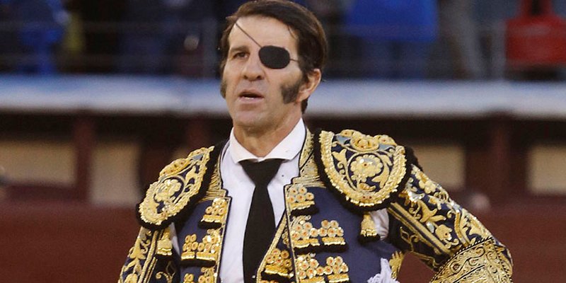 El descabello de un tuitero que ans&iacute;a la muerte de Juan Jos&eacute; Padilla: "A la cuarta va la vencida"