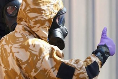 Hallan un recipiente con Novichok en casa de uno de los envenenados en Reino Unido