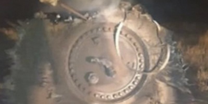 Descubren estos restos del 'ovni' luminoso que cayó en un campo de Kazajistán