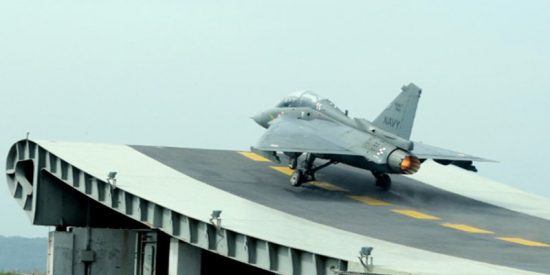 As&iacute; es el avi&oacute;n de combate naval ligero de la India