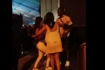 El v&iacute;deo del momento: un jugador de f&uacute;tbol acaba escupiendo a una chica en una pelea en la calle