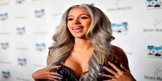 El asombroso desnudo de la rapera del momento: Cardi B