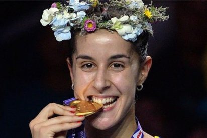 La espa&ntilde;ola Carolina Mar&iacute;n rompe la Historia y logra su tercer Mundial de b&aacute;dminton