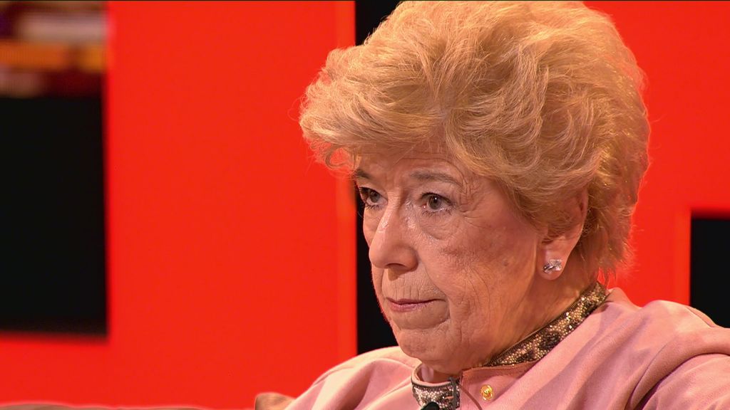 Pilar Urbano hace saltar por los aires la Casa Real con una confesión brutal sobre la Infanta Cristina