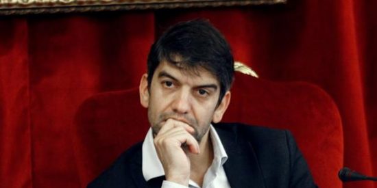 El alcalde de Ferrol quiere tirar a la fosa común los restos de cuatro familiares de Franco