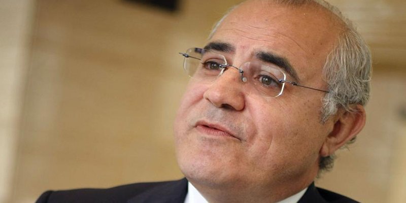 Un profesor de franc&eacute;s 'desnuda' a Puigdemont y hace m&aacute;s por Espa&ntilde;a que todo el Gobierno S&aacute;nchez