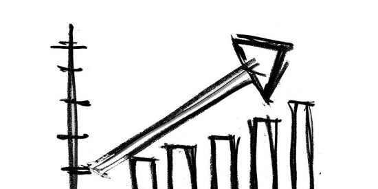 El Ibex 35 empieza agosto corrigiendo un 0,72% y se queda en los 9.799 puntos