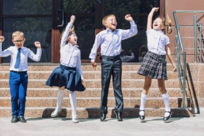 Uniformes escolares online baratos
