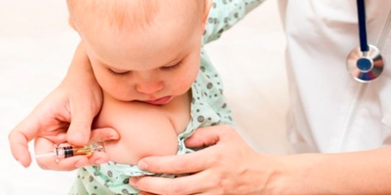 Vacunas que no financia el Ministerio de Sanidad y aconsejan los pediatras: te cuestan 1.000 euros por ni&ntilde;o