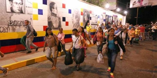La ONU pide a los pa&iacute;ses vecinos mantener "sus puertas abiertas" para recibir refugiados venezolanos