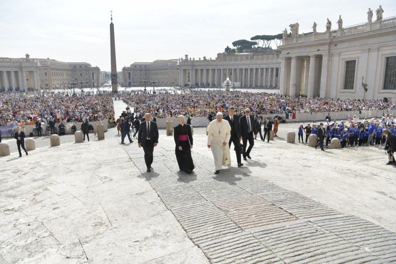 El Papa recuerda su visita a los países bálticos y anuncia un mensaje a los católicos chinos y a la Iglesia universal