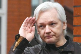 Assange: &rdquo;Esta generaci&oacute;n que nace ahora ser&aacute; la &uacute;ltima libre"
