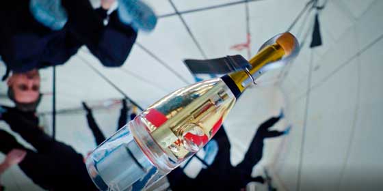 Ahora ya puedes brindar con champ&aacute;n en el espacio