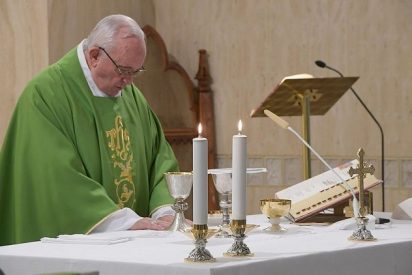 Francisco, en Santa Marta: "Hacer un examen de conciencia, para dejar espacio al Esp&iacute;ritu"