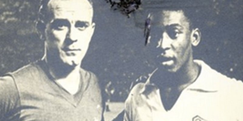 Pel&eacute; enciende los &aacute;nimos de los aficionados argentinos con este tuit sobre Di St&eacute;fano