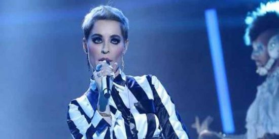 'Tu cara me suena 7': Soraya Arnelas triunfa con su imitación de Katy Perry y gana la primera gala
