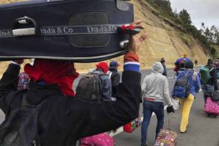 El éxodo de venezolanos hacia Colombia no cesa: "Nos estábamos muriendo de hambre"