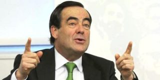 &iexcl;El romance secreto de Jos&eacute; Bono sale a la luz! Su nuevo amor ser&iacute;a el primo del socialista acusado de fraude