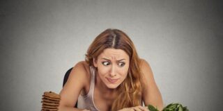 &iquest;Comer sano&hellip; hasta enfermar? As&iacute; funciona la ortorexia, la obsesi&oacute;n moderna por la dieta saludable