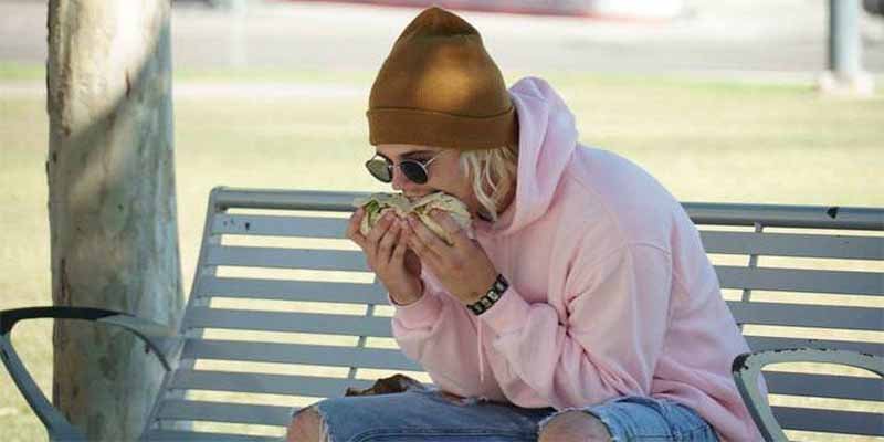 La espantosa manera de zamparse un burrito que tiene Justin Bieber