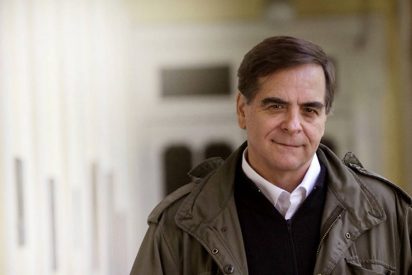 Felipe Berr&iacute;os pide al Estado que intervenga la Iglesia chilena