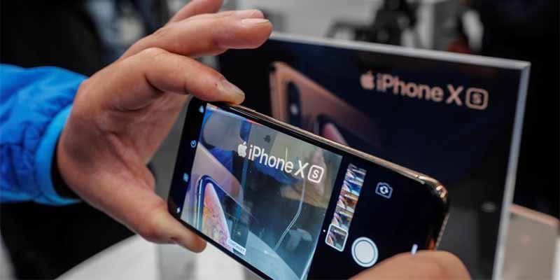 Un serio fallo en los iPhone permite a cualquiera ver las fotografías de tu movil