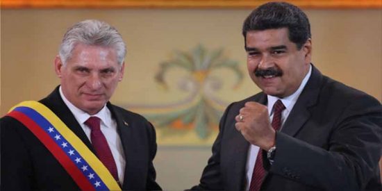 El gobierno de Guaid&oacute; denuncia la llegada de nuevos m&eacute;dicos cubanos a Venezuela: "M&aacute;s inteligencia disfrazada"