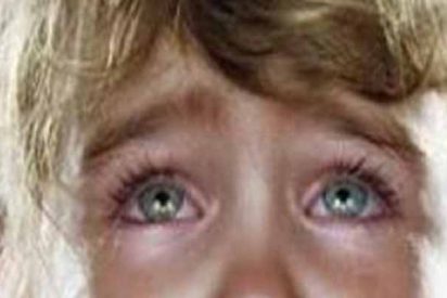 Tira a la ni&ntilde;a por el balc&oacute;n a la ni&ntilde;a de 6 a&ntilde;os en la casa en que estaba invitado y se suicida arroj&aacute;ndose desde el sexto piso