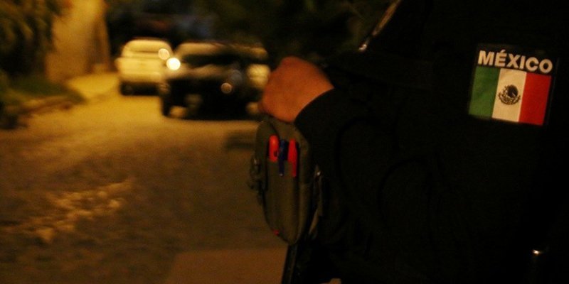 Así desnudaron, torturaron y dejaron amarrados a postes a una decena de hombres en México y nadie sabe por qué