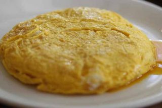 Betanzos recupera la receta original de su m&iacute;tica tortilla y elimina un ingrediente 'fundamental'