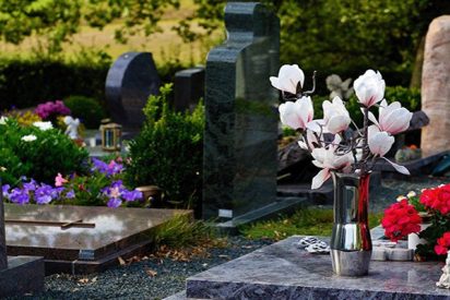 Una familia descubre que estuvo 14 a&ntilde;os visitando una tumba equivocada