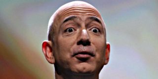 ¿Sabes a qué se dedicaba Jeff Bezos antes de fundar Amazon hace 25 años y cómo tuvo la idea?
