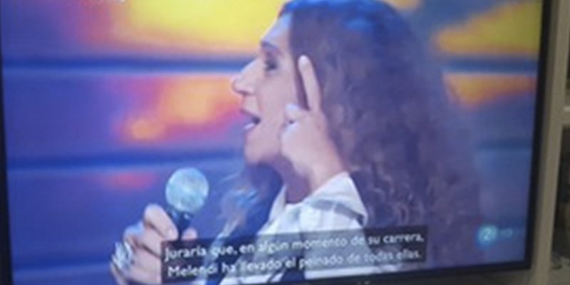 Descojone con los subt&iacute;tulos del programa musical 'Cachitos'