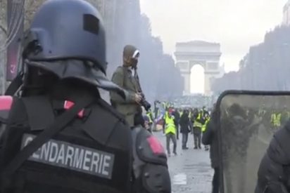 Cierran 7 estaciones de metro en Par&iacute;s por las protestas de los 'Chalecos amarillos'