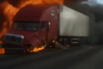 Camión en llamas
