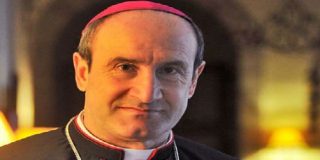 El nuevo secretario del episcopado podr&iacute;a ser el auxiliar de Santiago de Compostela, Jes&uacute;s Fern&aacute;ndez