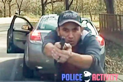 Espeluznante tiroteo entre un hombre y la policia tras ser dado el alto por una infracci&oacute;n de trafico