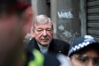 Buscan un lugar seguro en el que pueda vivir el cardenal Pell si se anula su sentencia