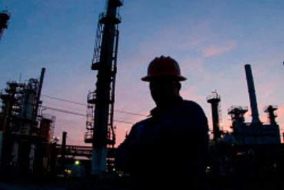 &iexcl;OJO!: Se forma la 'cruz de la muerte' en el mercado del petr&oacute;leo