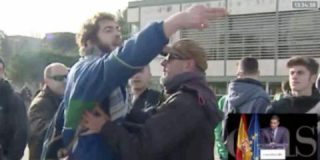 El ni&ntilde;ato 'indepe' que amenaza con pistolas y volar cabezas a unos estudiantes de la UAB