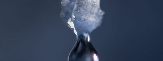 El secreto tras la ilusi&oacute;n &oacute;ptica del agua congelada que fluye