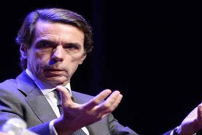 El ex presidente Aznar apuesta por una intervenci&oacute;n "sin l&iacute;mites de tiempo" en Catalu&ntilde;a