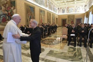 El Papa invita a los jesuitas a "estar en los cruces más intrincados, en las fronteras, en los desiertos de la Humanidad"