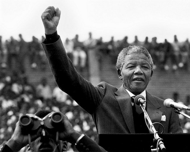 El mundo recuerda a Mandela, padre de la lucha contra la segregaci&oacute;n
