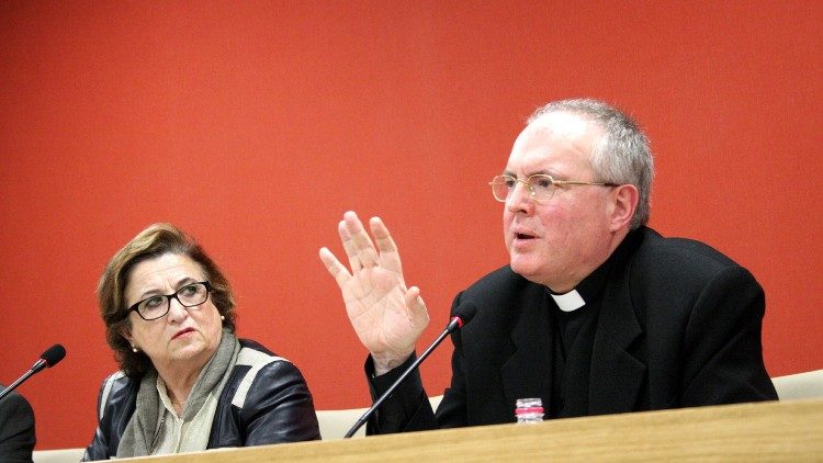 Fernando Chica: "Si la solidaridad internacional no crece, lo que se incrementar&aacute; ser&aacute; la indiferencia y el aislamiento"